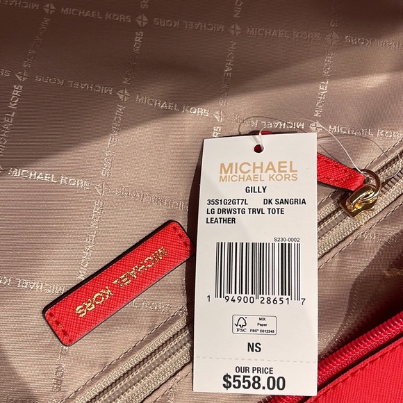 Michael Kors Gilly Large Drawstring Travel Leather Top Zip Tote 
Dk Sangria 
NWT - Picture 13 of 16